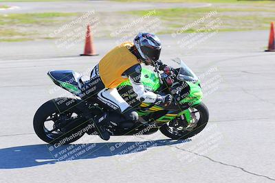 media/Jan-20-2023-Fastrack Riders (Fri) [[f2ad32aba3]]/Level 1/session 3 turn 9/